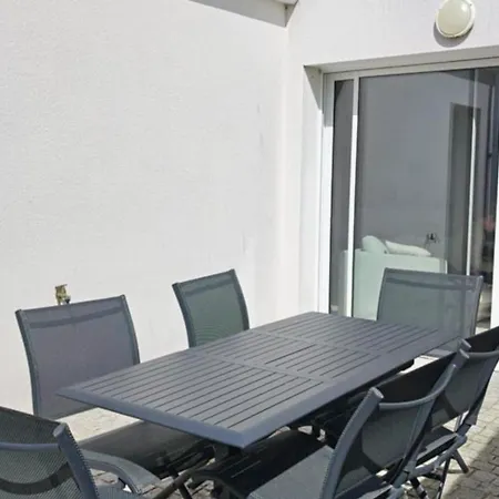 Spacious And Quiet House In For 6 La Rochelle (Charente-Maritime)